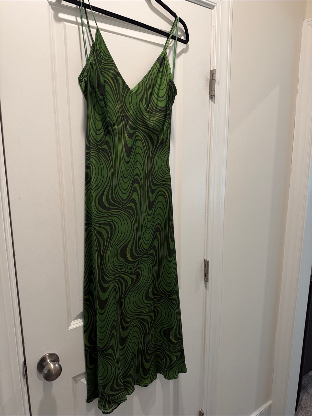 Zara Green Swirl Midi Slip Dress with V-Neck and Spaghetti Straps